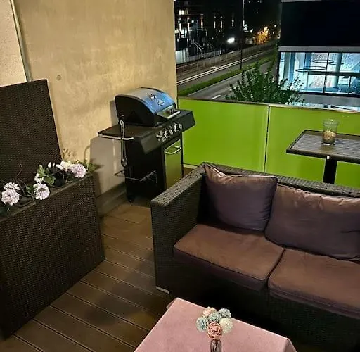 Luxurioese Ferienwohnung Mit Sauna Und Whirlpool