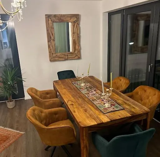 Luxurioese Ferienwohnung Mit Sauna Und Whirlpool