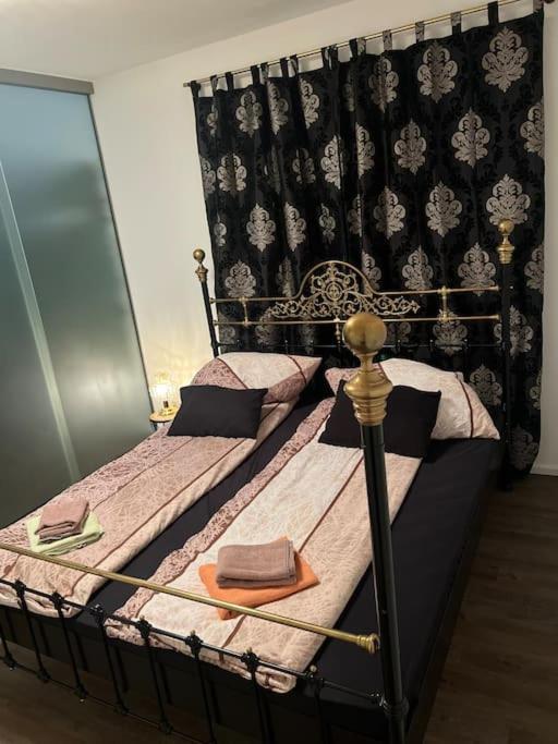Luxurioese Mit Sauna Und Whirlpool *